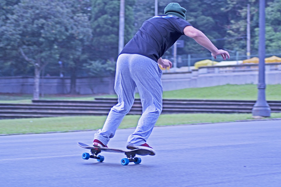 Longboard user